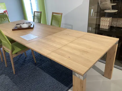 Esstisch ET254 von VENJAKOB - Ausstellungsstück im Abverkauf in Neuburg